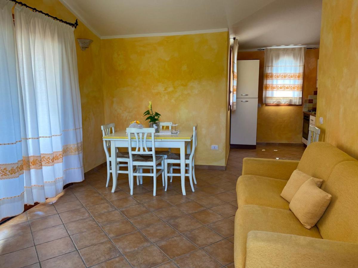 Case Vacanze Villa Rosita San Teodoro  Exterior foto