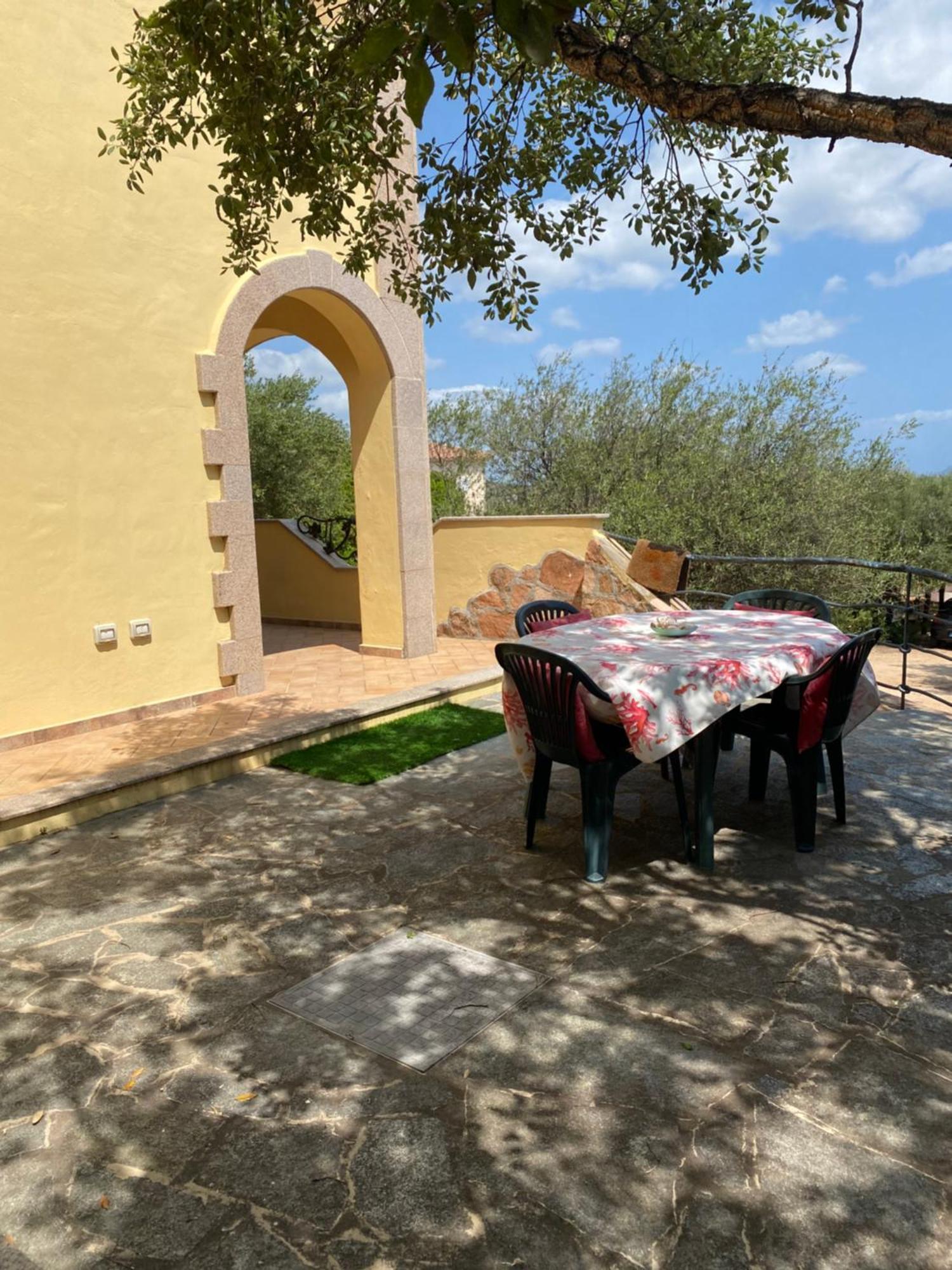 Case Vacanze Villa Rosita San Teodoro  Exterior foto